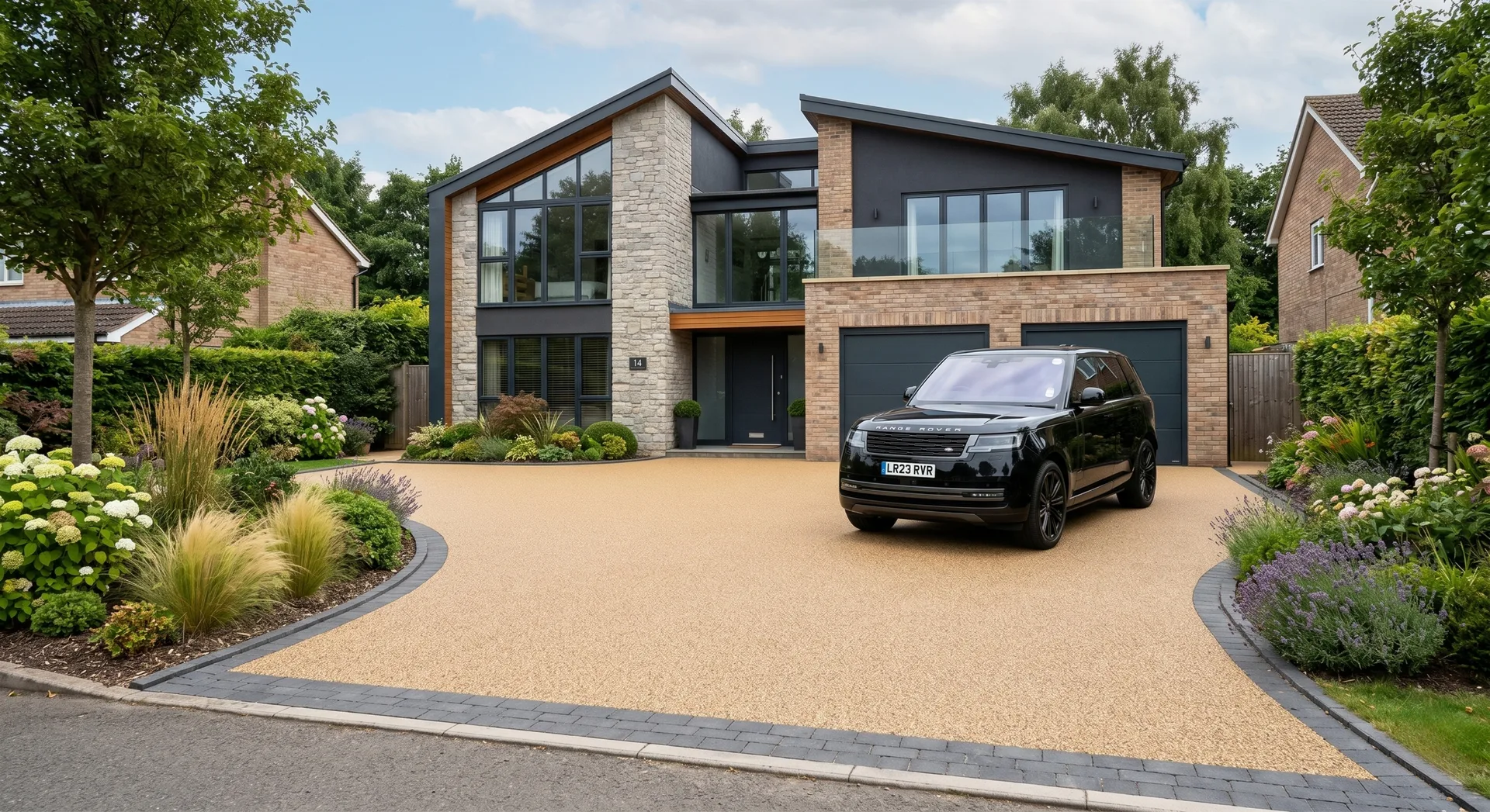 Premium resin bound driveway installation by Daltex Resin Experts, London